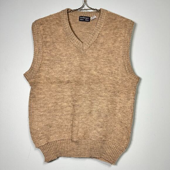 Vintage 80s Bambergers Mens Size Medium Tan V Neck Sweater Vest Acrylic Preppy - Picture 1 of 10